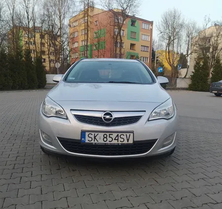 samochody osobowe Opel Astra cena 15999 przebieg: 340000, rok produkcji 2011 z Lewin Brzeski